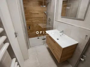 Prodej bytu 2+kk, Praha - Hloubětín, Za černým mostem, 40 m2