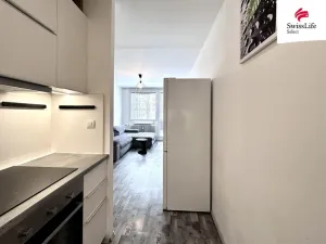 Pronájem bytu 2+kk, Praha - Kobylisy, Frýdlantská, 45 m2