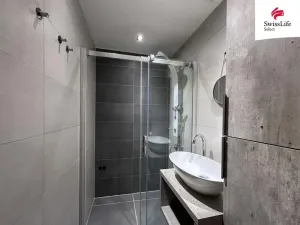 Pronájem bytu 2+kk, Praha - Kobylisy, Frýdlantská, 45 m2