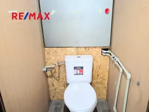 Pronájem bytu 2+kk, Praha - Střížkov, Roudnická, 43 m2