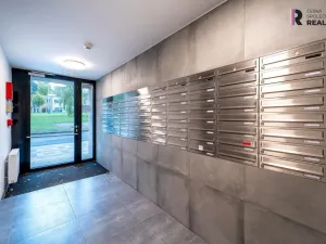 Pronájem bytu 2+kk, Praha - Břevnov, Radimova, 58 m2