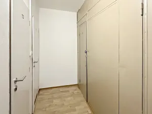 Prodej bytu 2+kk, Praha - Bohnice, Poznaňská, 43 m2