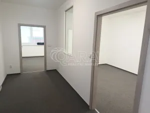 Pronájem kanceláře, Bystřice, Syllabova, 103 m2