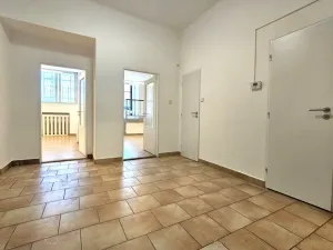 Pronájem kanceláře, Praha, Pod Nuselskými schody, 105 m2