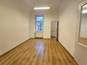 Pronájem kanceláře, Praha, Pod Nuselskými schody, 105 m2