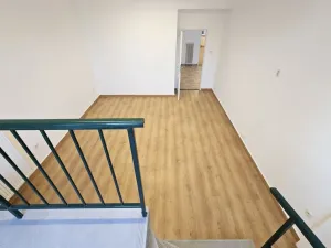 Pronájem kanceláře, Praha, Pod Nuselskými schody, 105 m2