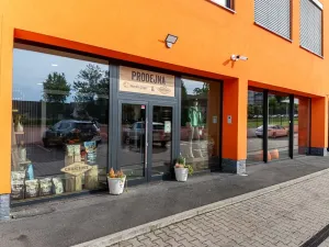 Pronájem obchodního prostoru, Mělník, Bezručova, 35 m2