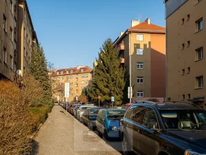 Pronájem bytu 2+kk, Praha - Vršovice, Novorossijská, 38 m2