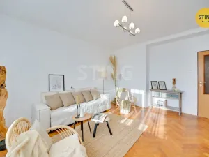 Prodej bytu 3+1, Tvrdonice, Družstevní, 72 m2