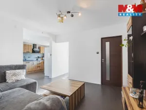 Prodej rodinného domu, Loza, 189 m2