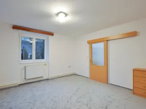 Pronájem bytu 2+1, Trutnov - Střední Předměstí, náměstí Hraničářů, 43 m2