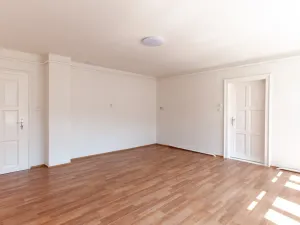 Pronájem bytu 3+1, Úpice, Na Veselce, 85 m2