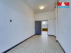 Pronájem obchodního prostoru, Klatovy - Klatovy III, Nádražní, 38 m2