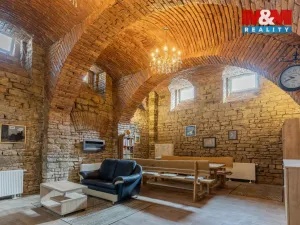 Prodej komerční nemovitosti, Kroměříž, Tovačovského, 106 m2