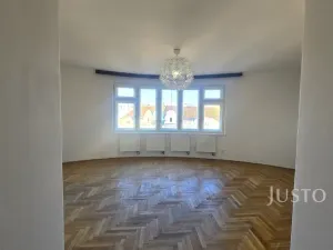 Pronájem bytu 2+kk, Písek, Mírové nám., 50 m2
