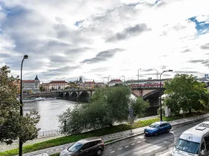 Prodej bytu 3+kk, Praha - Smíchov, Hořejší nábřeží, 85 m2
