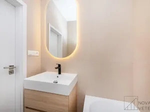 Prodej bytu 3+kk, Praha - Holešovice, Osadní, 82 m2