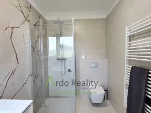 Pronájem rodinného domu, Frymburk, 97 m2