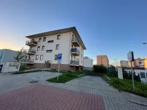 Pronájem bytu 1+kk, Praha - Libuš, Malá Slavonická, 35 m2