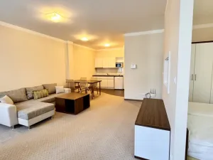 Pronájem bytu 1+1, Karlovy Vary, Divadelní, 30 m2