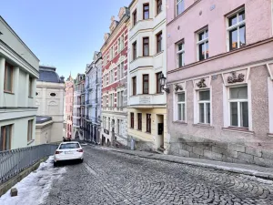 Pronájem bytu 1+1, Karlovy Vary, Divadelní, 30 m2