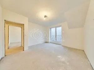 Prodej bytu 4+kk, Mladé Buky - Hertvíkovice, 132 m2