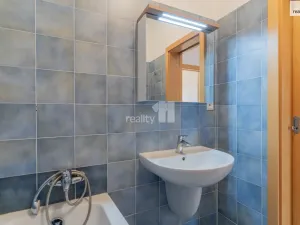 Prodej bytu 2+kk, Jesenice, Sluneční, 63 m2