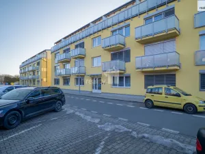 Prodej bytu 2+kk, Jesenice, Sluneční, 63 m2