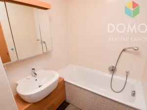 Pronájem bytu 2+kk, Beroun, Nad Paloučkem, 61 m2