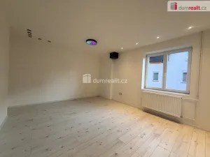 Pronájem bytu 1+1, Děčín - Děčín III-Staré Město, Úzká, 38 m2