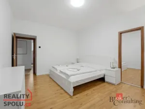 Prodej bytu 3+1, Pardubice - Zelené Předměstí, Sladkovského, 76 m2