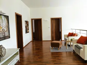 Prodej rodinného domu, Nová Role - Mezirolí, 310 m2