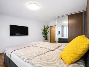 Pronájem bytu 2+kk, Praha - Záběhlice, Na Slatince, 71 m2