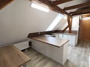 Pronájem bytu 2+kk, Horšovský Týn, náměstí Republiky, 55 m2