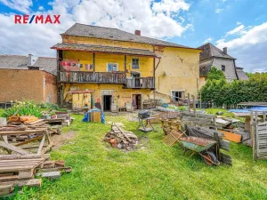 Prodej vícegeneračního domu, Úterý, 677 m2