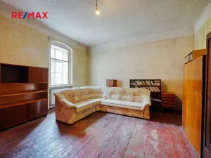 Prodej rodinného domu, Úterý, 677 m2