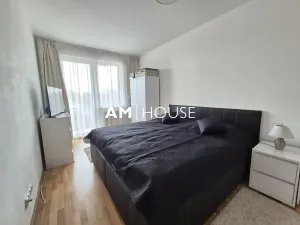 Pronájem bytu 2+kk, Praha - Strašnice, Zvěřinova, 64 m2