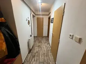 Prodej bytu 3+1, Lužany, 86 m2