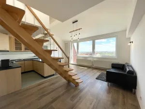 Pronájem bytu 3+kk, Praha - Smíchov, Nad Palatou, 75 m2