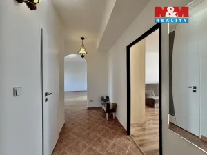 Prodej bytu 3+1, Roztoky, Braunerova, 75 m2