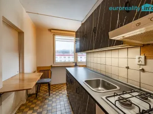 Prodej bytu 3+1, Mariánské Lázně - Úšovice, Hroznatova, 64 m2