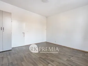 Pronájem bytu 2+kk, Teplice, U Hadích lázní, 86 m2