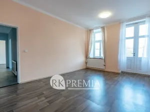 Pronájem bytu 4+1, Teplice, U Hadích lázní, 160 m2