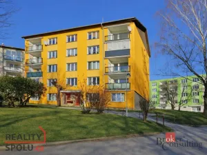 Prodej bytu 3+1, Aš, Dobrovského, 68 m2