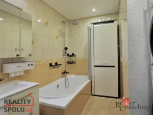 Prodej bytu 3+1, Aš, Dobrovského, 68 m2