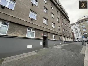 Pronájem bytu 2+kk, Praha - Nusle, Pod pramenem, 49 m2