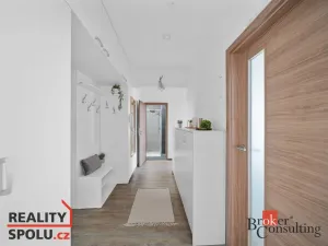 Pronájem bytu 2+1, Pardubice, 55 m2