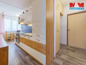 Prodej bytu 2+1, Sokolov, Závodu míru, 55 m2