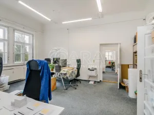 Pronájem kanceláře, Praha - Záběhlice, Za potokem, 270 m2
