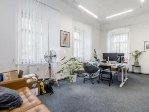 Pronájem kanceláře, Praha - Záběhlice, Za potokem, 270 m2